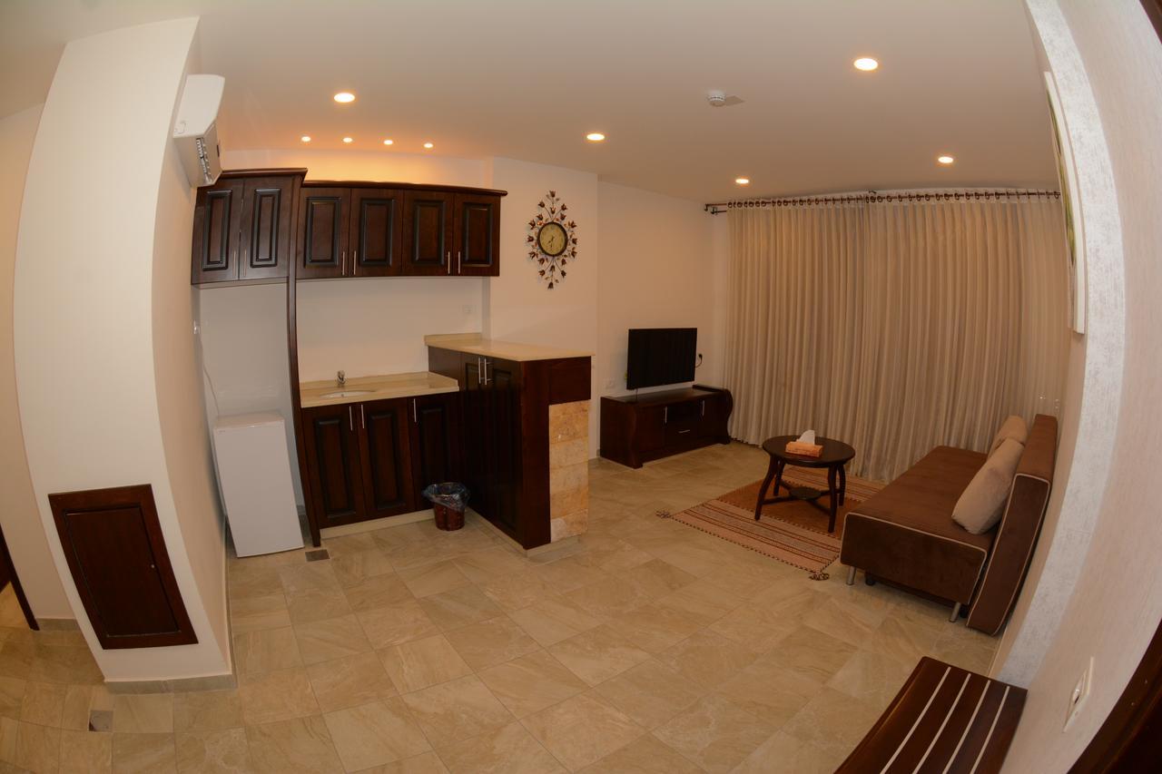 Royal Suites Nablus Exterior photo