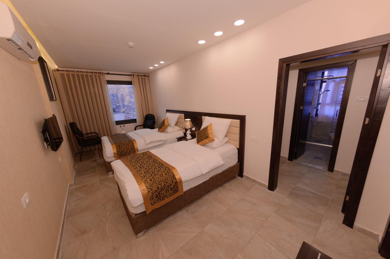 Royal Suites Nablus Exterior photo